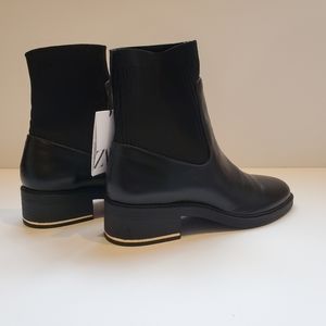 Zara ankle bootie black size 39 NWT